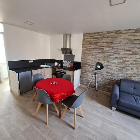 Appartement 60M2 Rdc Avec Jardin Saint-Génis Buitenkant foto